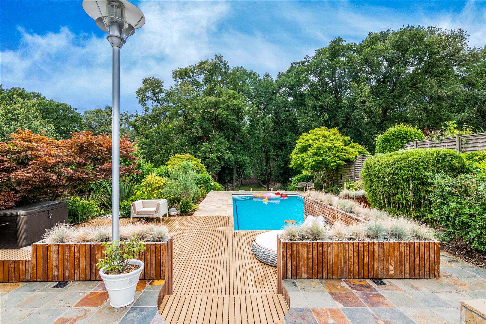 Cuffley Hill, Goffs Oak, Waltham Cross Lanes Estate Agents